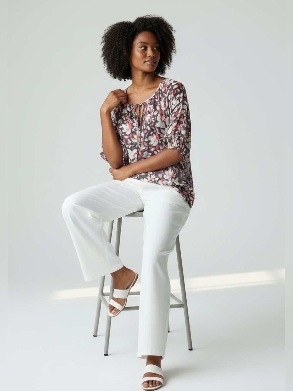 Como Blu Floral Tie-Neck Blouse - Picture 8 of 8